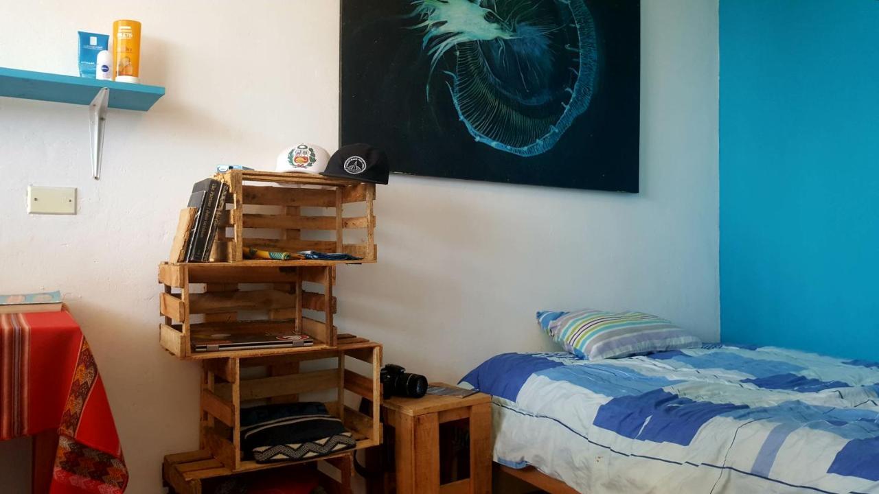 Urcia Surf House Hostel Huanchaco Exterior photo